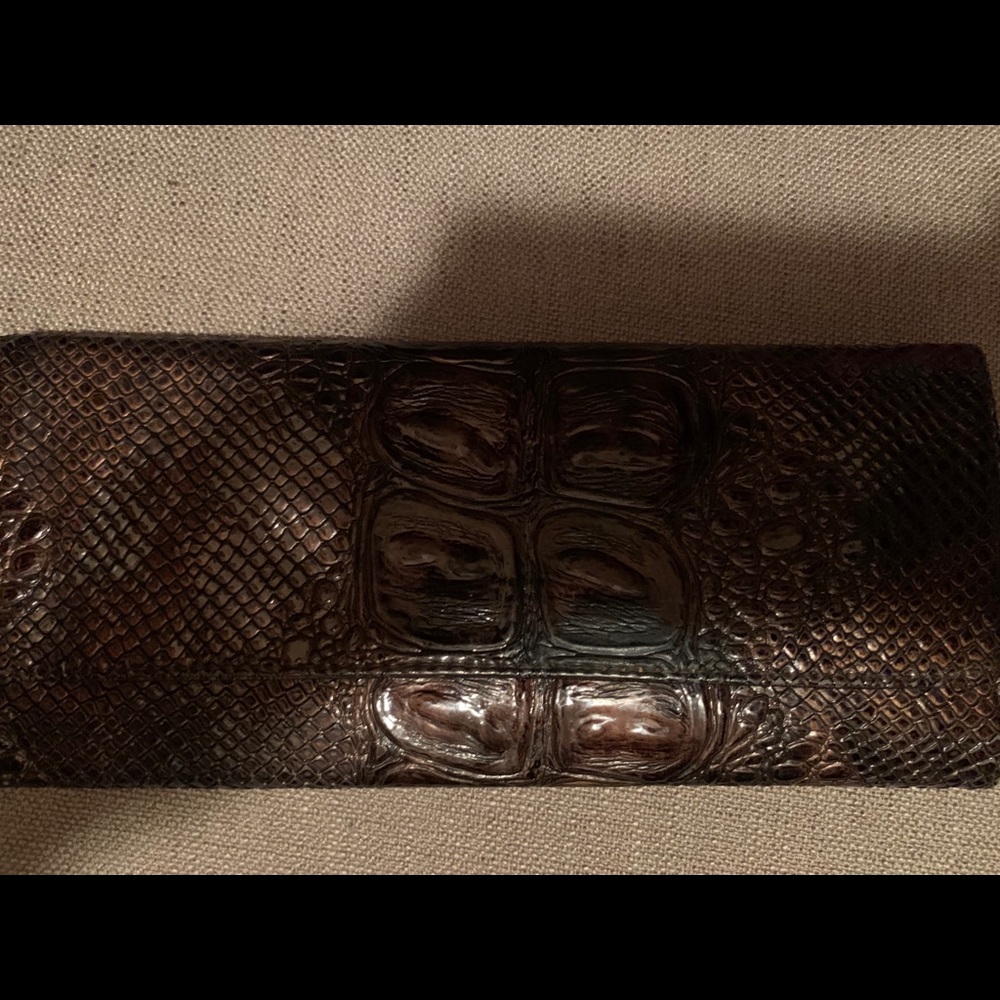 Bebe clutch NWOT